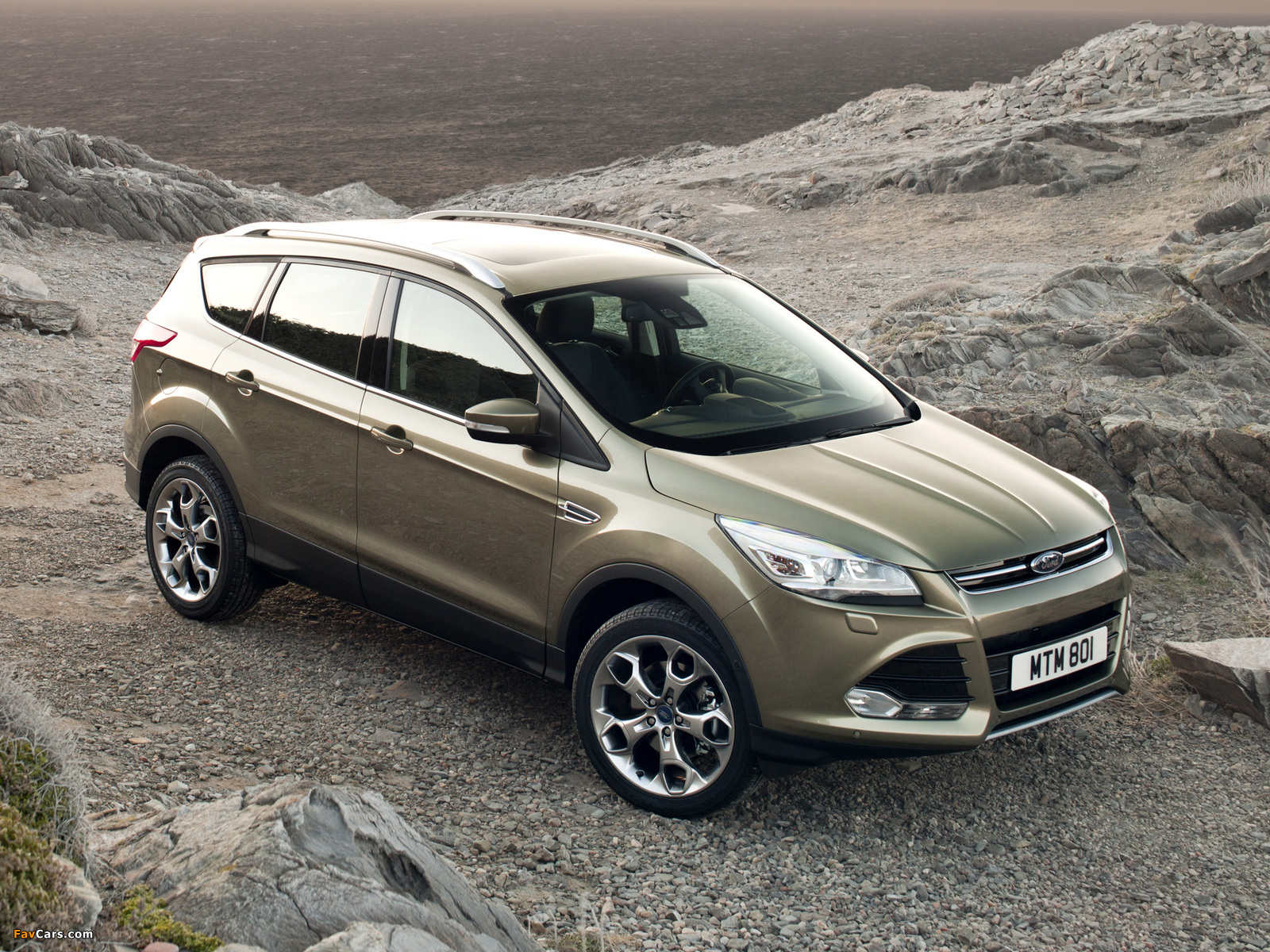 Ford Kuga 2013 images (1600 x 1200)