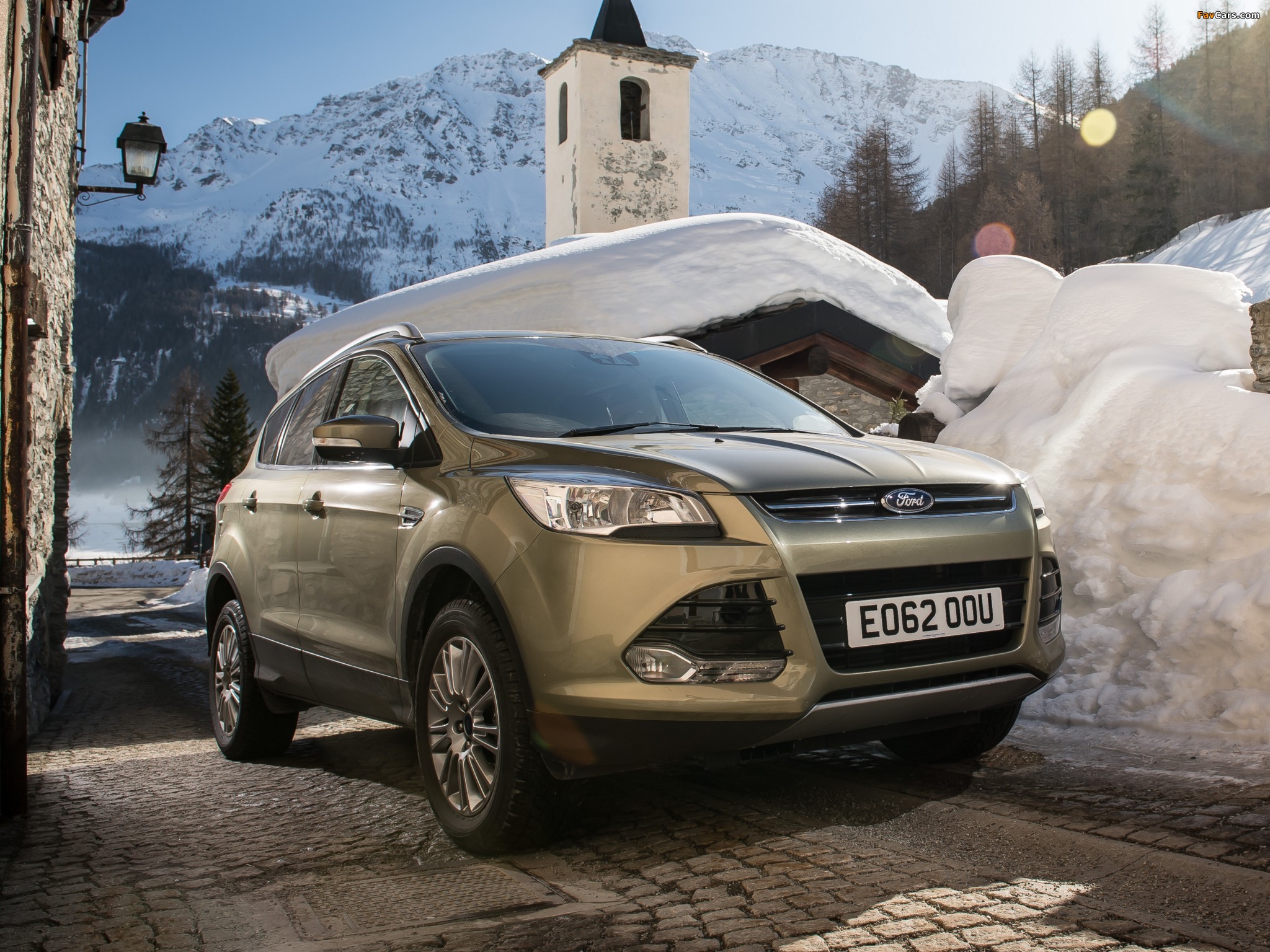 Ford Kuga UK-spec 2013 images (2048 x 1536)