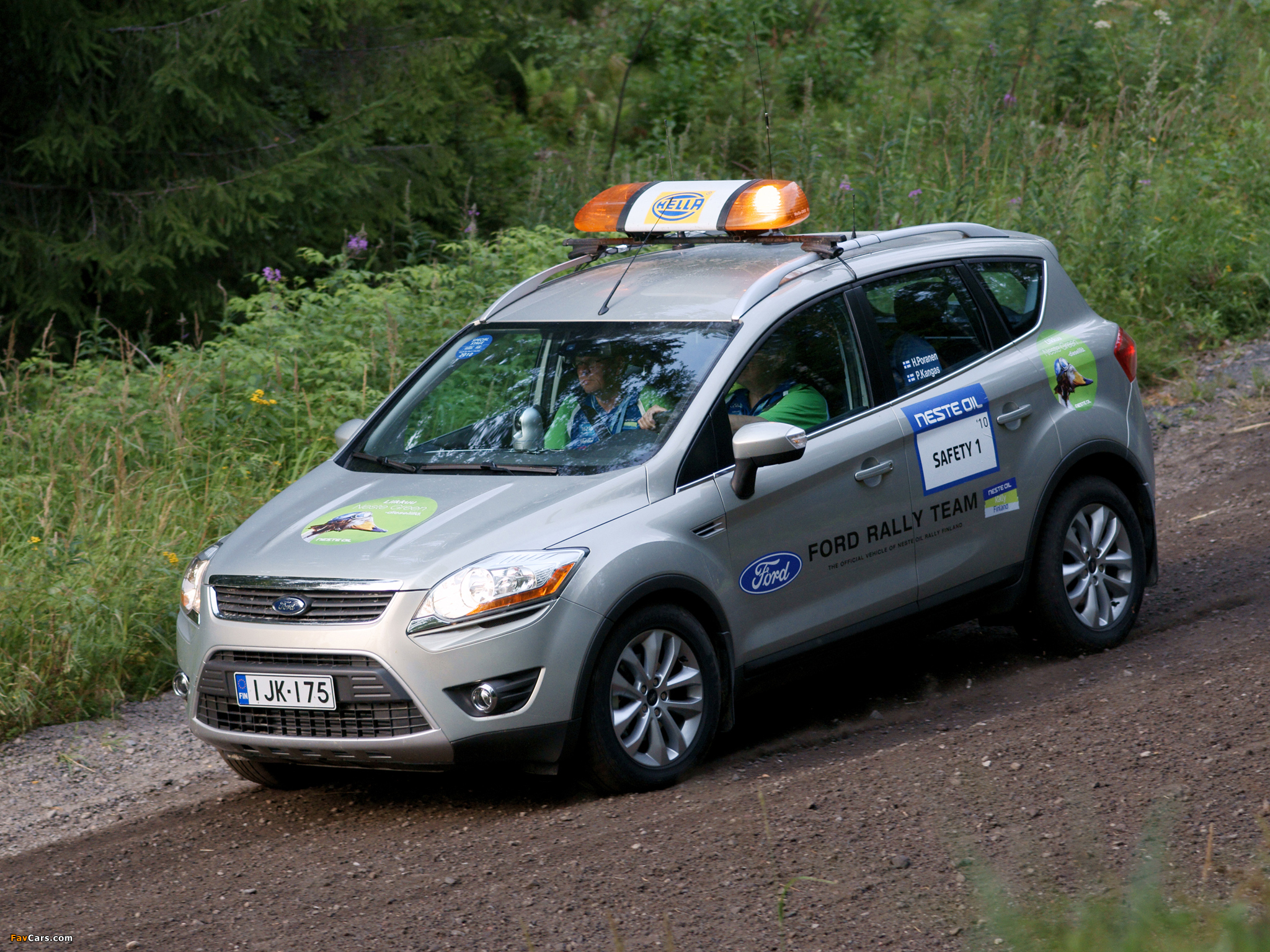 Photos of Ford Kuga Rally Safety Car 2010 (2048 x 1536)