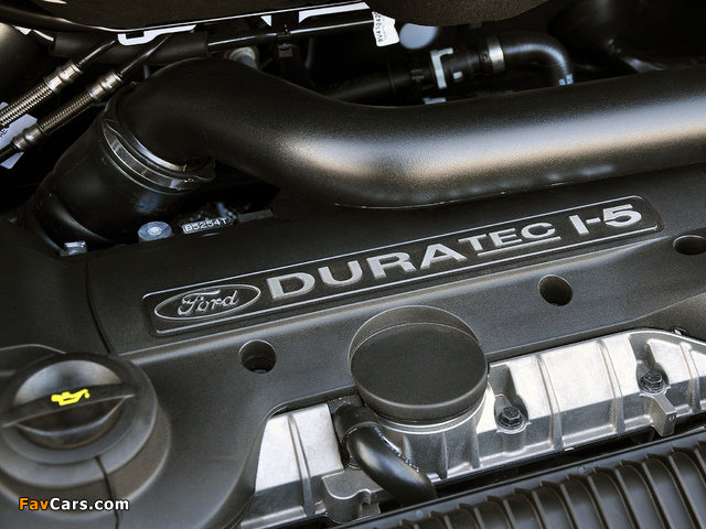 Photos of Ford Kuga ZA-spec 2011–13 (640 x 480)