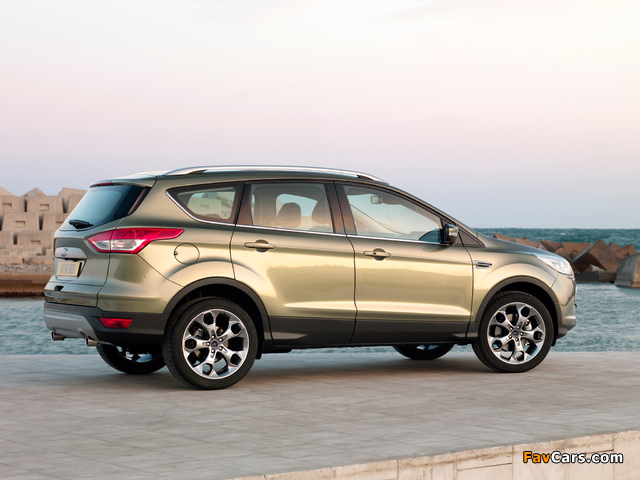 Photos of Ford Kuga 2013 (640 x 480)