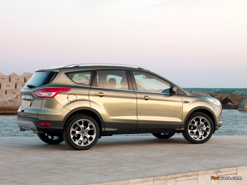 Photos of Ford Kuga 2013 (800 x 600)