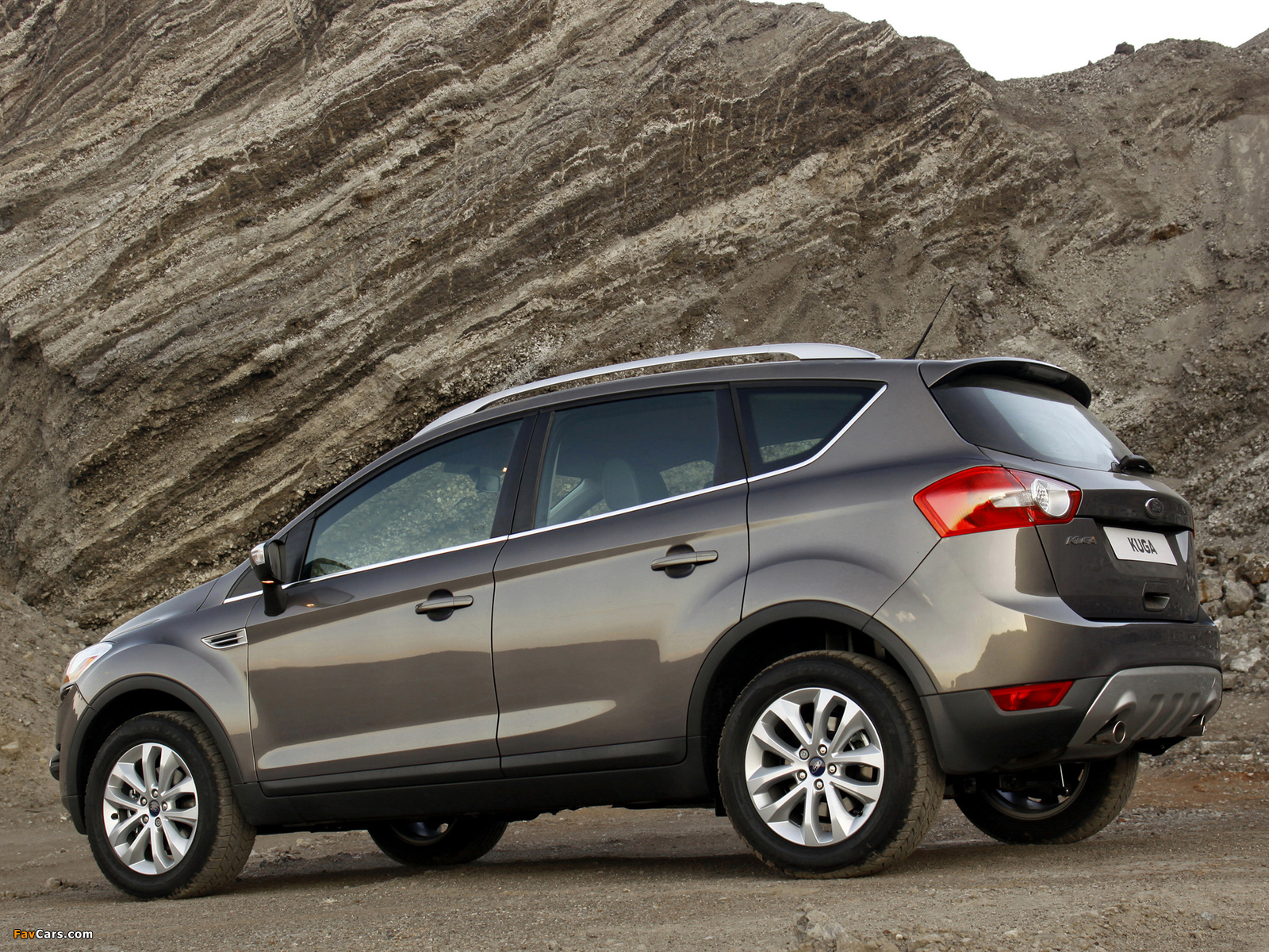 Ford Kuga ZA-spec 2011–13 wallpapers (1600 x 1200)