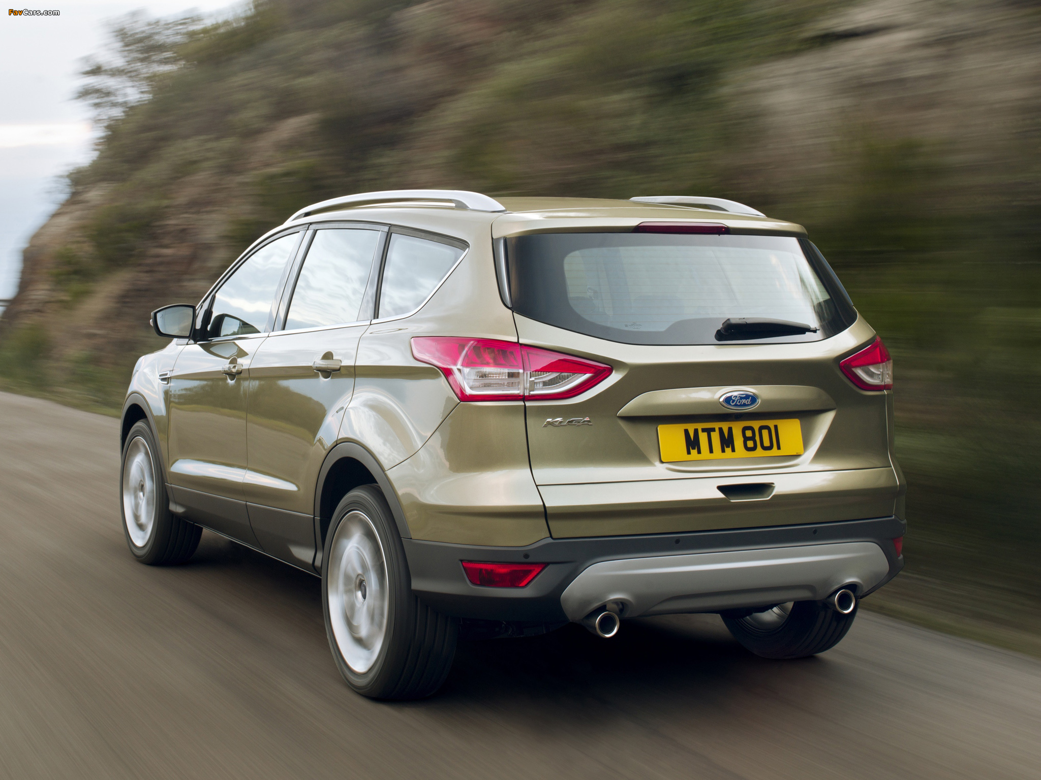 Ford Kuga 2013 wallpapers (2048 x 1536)