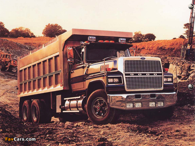 Ford LTL9000 pictures (640 x 480)