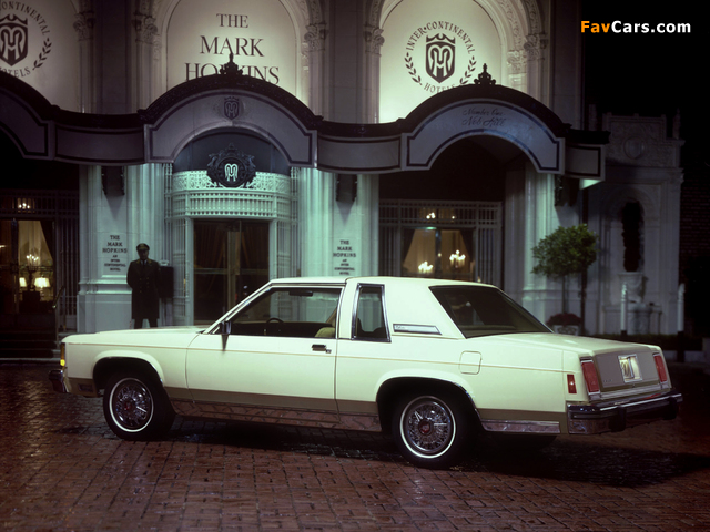 Ford LTD Crown Victoria 2-door Sedan (66K) 1980 pictures (640 x 480)