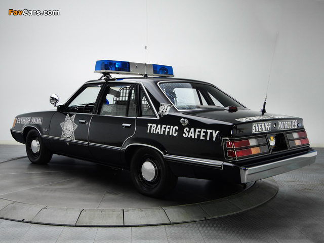 Ford LTD Patrol Car 1984–85 wallpapers (640 x 480)