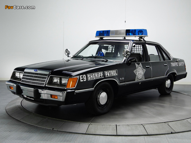 Ford LTD Patrol Car 1984–85 wallpapers (640 x 480)