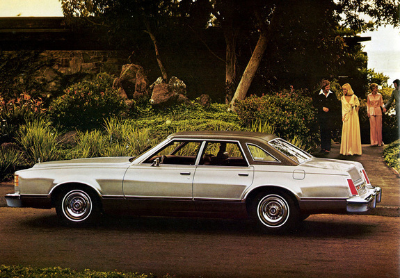 Photos of Ford LTD II Brougham Pillared Sedan 1977–79