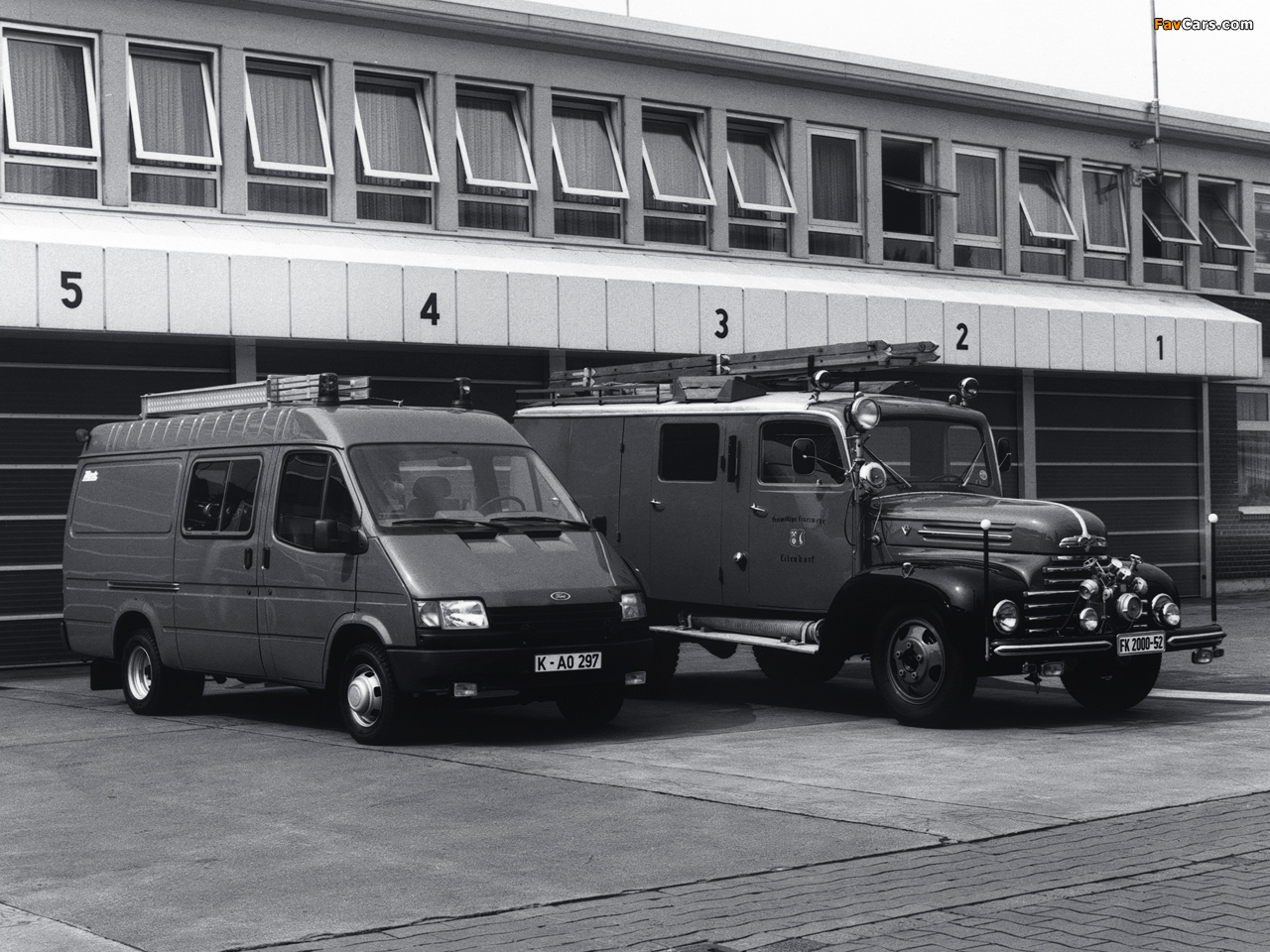 Photos of Ford Transit Combi 1988 & FK 2000 1952 (1280 x 960)