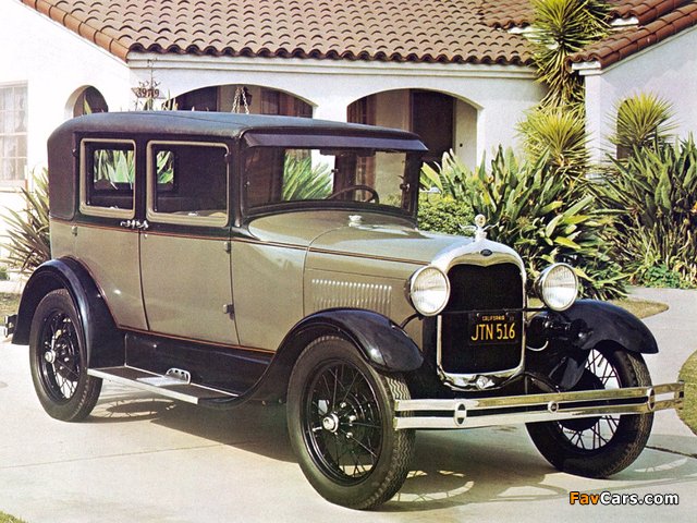 Ford Model A Fordor Sedan (170V) 1930–31 images (640 x 480)