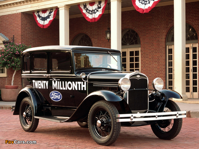 Ford Model A Town Sedan 1930–31 images (640 x 480)