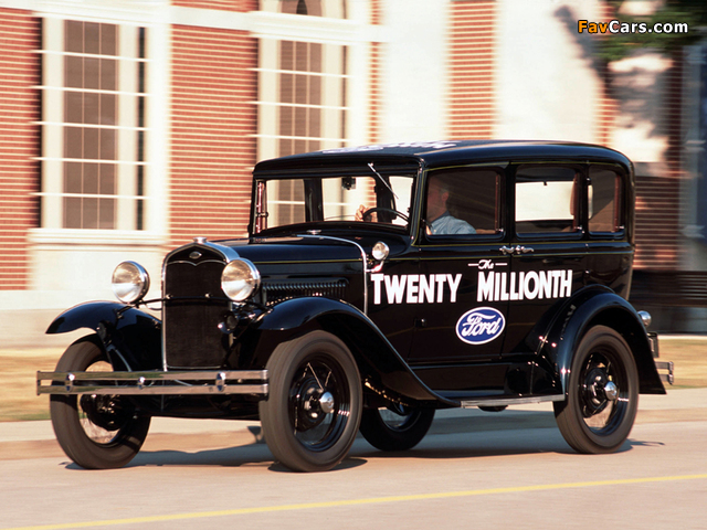 Ford Model A Town Sedan 1930–31 wallpapers (640 x 480)