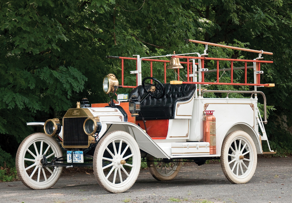 Ford Model T Firetruck 1913 pictures