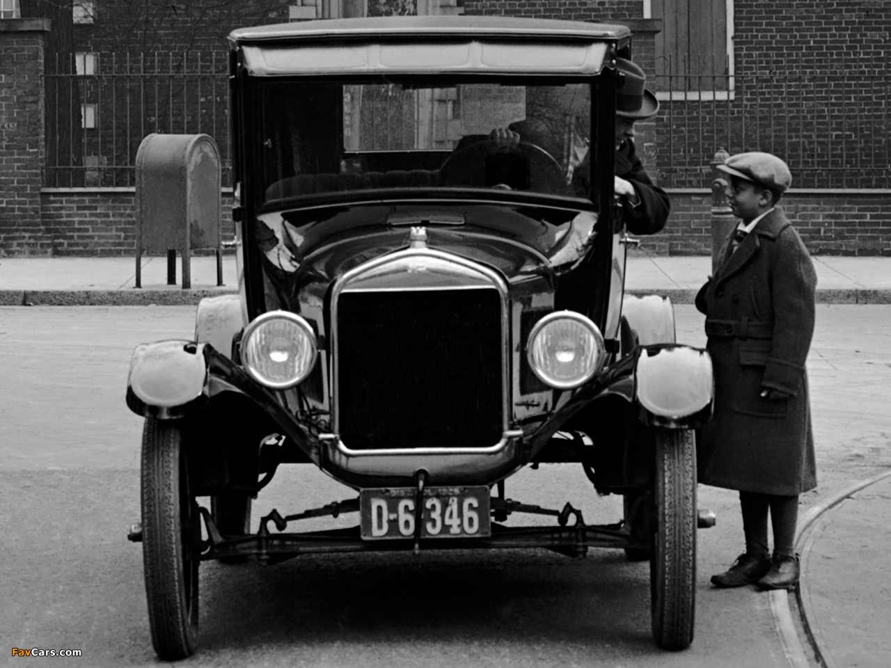 Ford Model T Fordor Sedan 1925–26 pictures (1280 x 960)