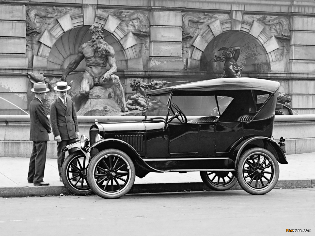 Ford Model T Fordor Touring 1926 photos (1280 x 960)