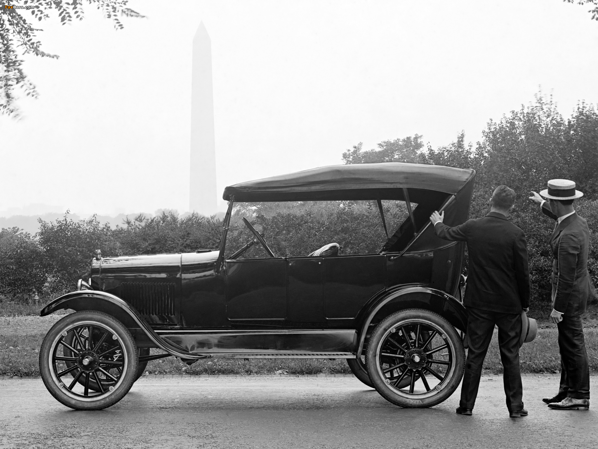 Ford Model T Fordor Touring 1926 wallpapers (2048 x 1536)