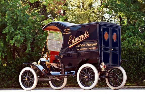 Photos of Ford Model T Delivery Car 1912