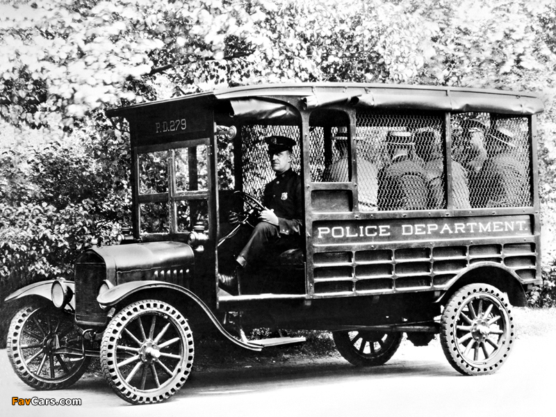 Pictures of Ford Model T Police Truck 1919 (800 x 600)