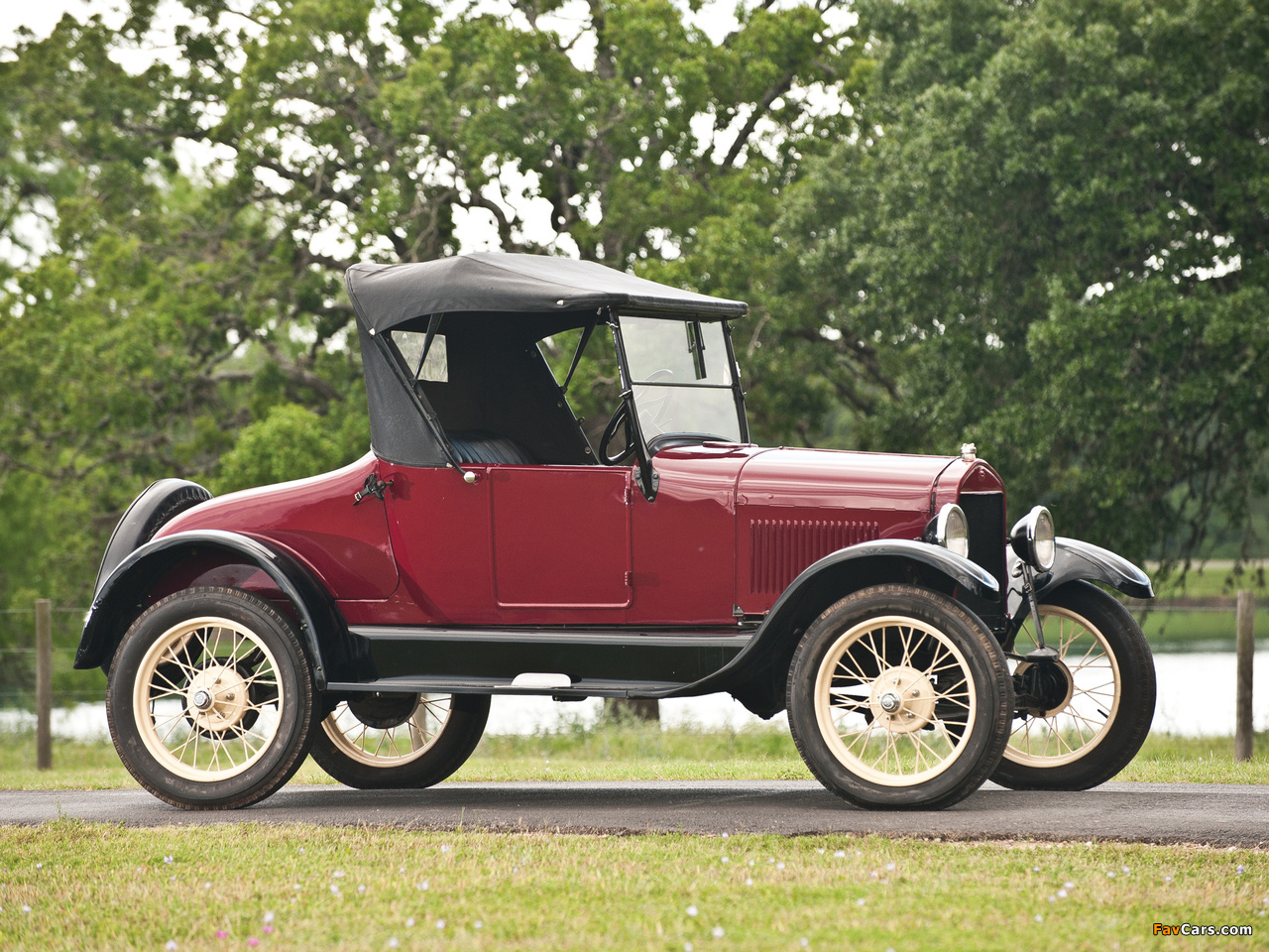 Pictures of Ford Model T Roadster 1926 (1280 x 960)