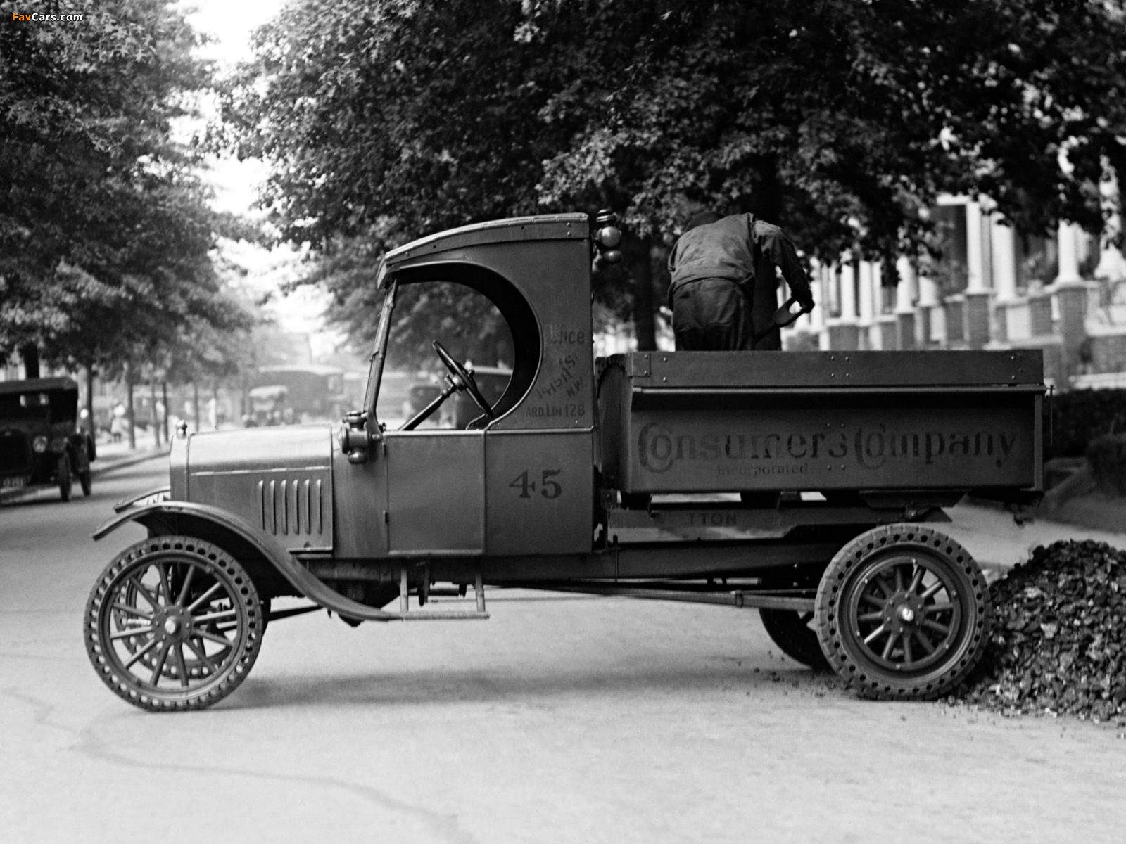 Ford Model TT Dump Truck 1924 pictures (1600 x 1200)