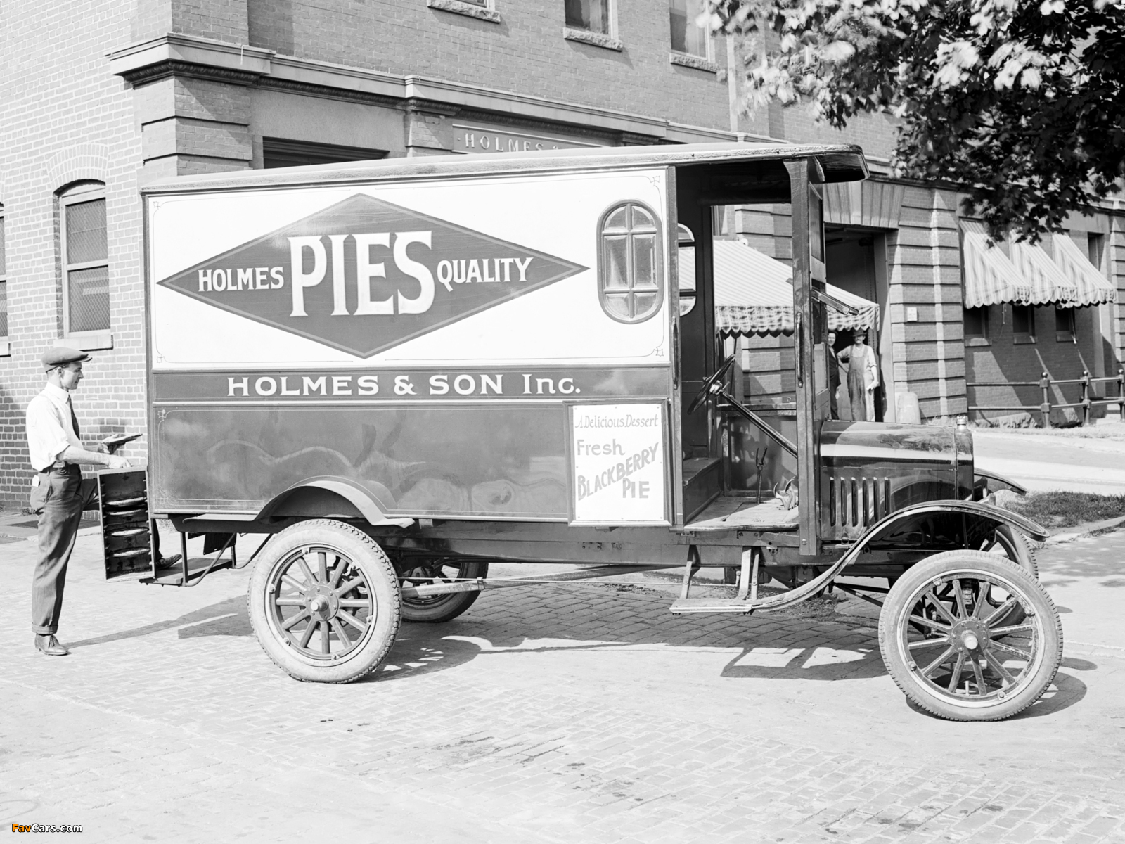 Pictures of Ford Model TT Delivery Truck 1921 (1600 x 1200)