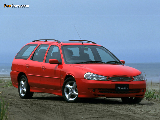 Ford Mondeo Turnier JP-spec 1996–2000 images (640 x 480)