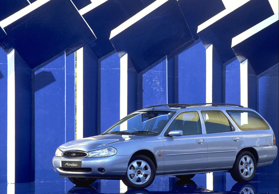 Ford Mondeo Turnier UK-spec 1996–2000 images