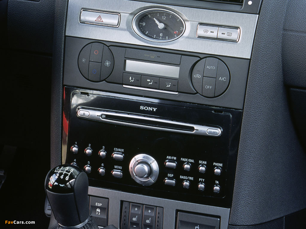 Ford Mondeo Sedan 2000–04 images (1024 x 768)