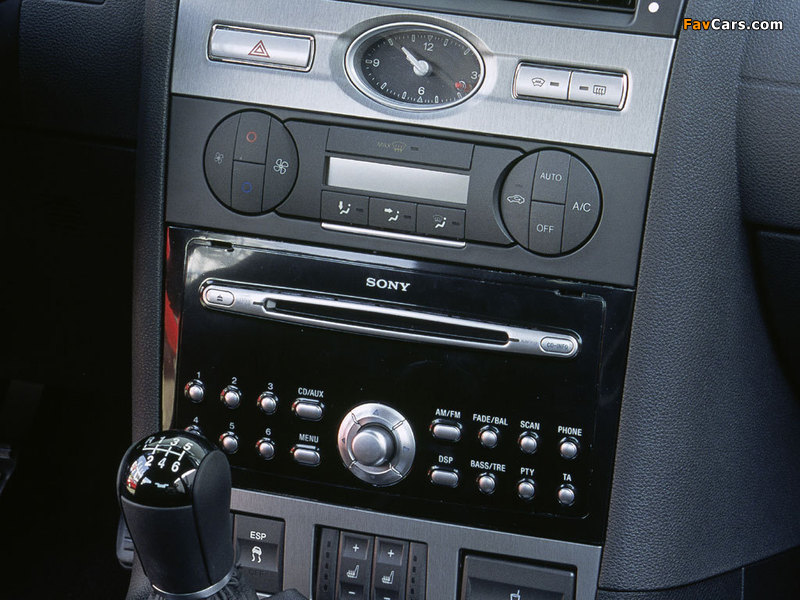 Ford Mondeo Sedan 2000–04 images (800 x 600)