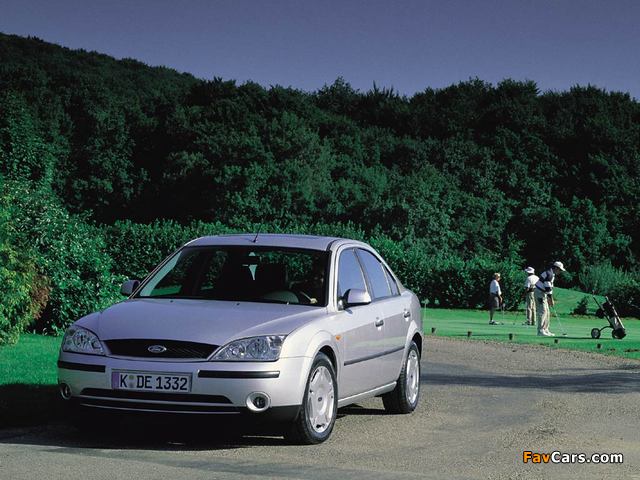 Ford Mondeo Sedan 2000–04 images (640 x 480)