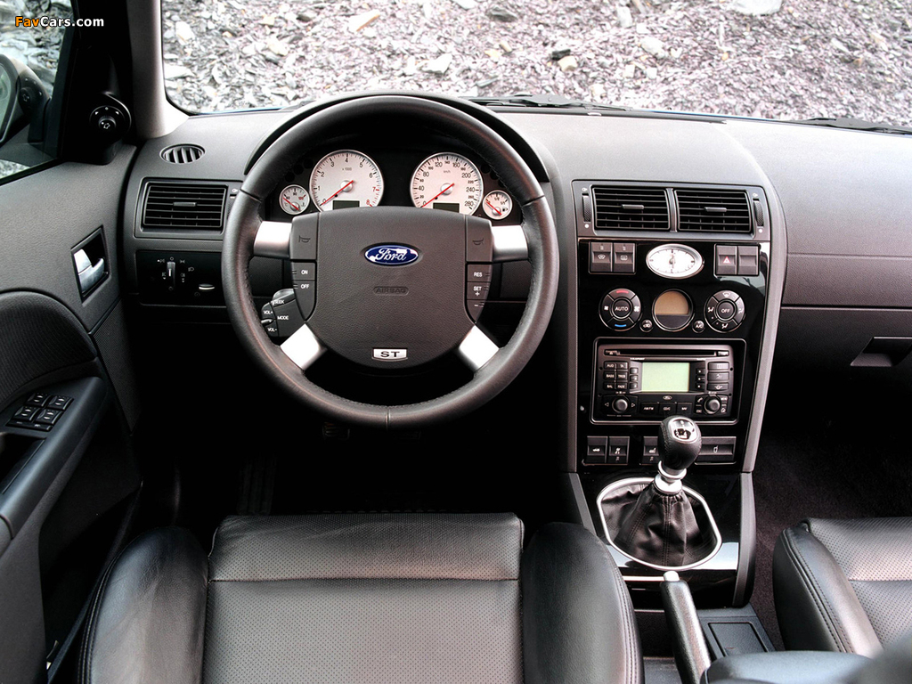 Ford Mondeo ST220 5-door 2002–04 wallpapers (1024 x 768)