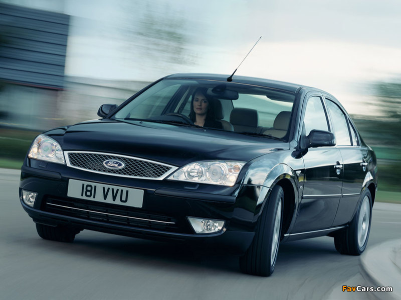 Ford Mondeo Sedan UK-spec 2004–07 images (800 x 600)