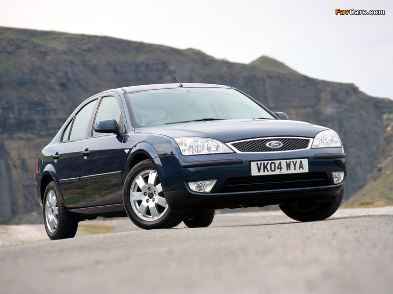 Ford Mondeo Sedan UK-spec 2004–07 photos (800 x 600)