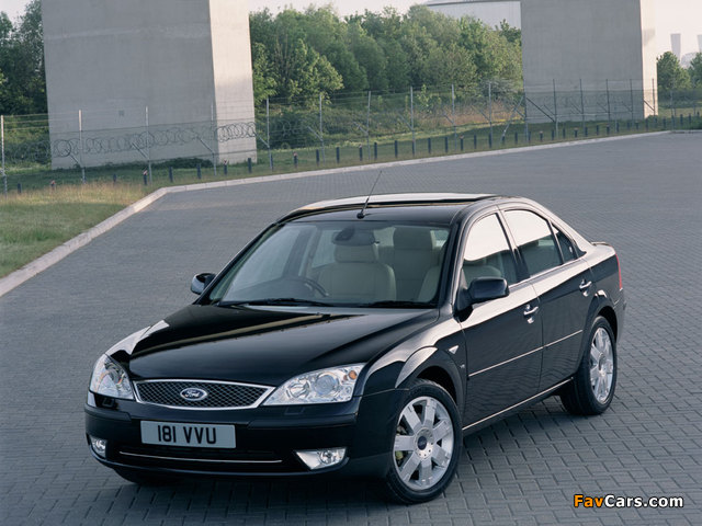 Ford Mondeo Sedan UK-spec 2004–07 wallpapers (640 x 480)