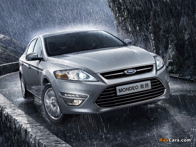 Ford Mondeo Sedan CN-spec 2010–13 images (640 x 480)