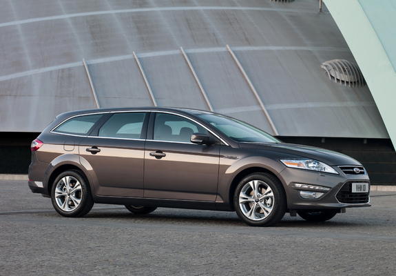 Ford Mondeo Turnier 2010–13 images