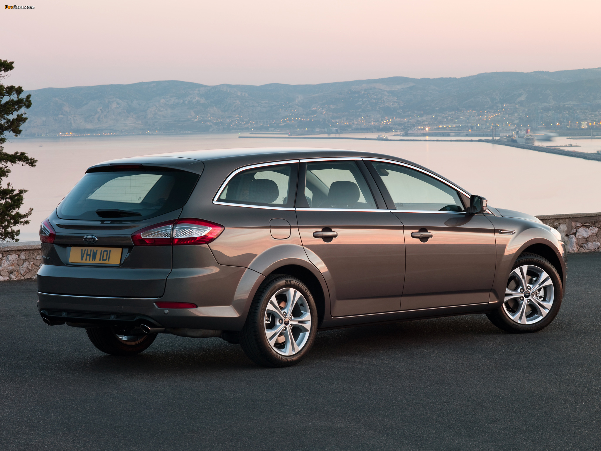 Ford Mondeo Turnier 2010–13 pictures (2048 x 1536)