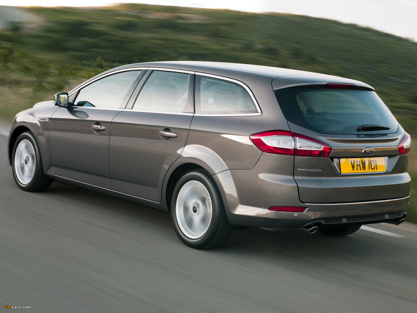 Ford Mondeo Turnier 2010–13 pictures (1600 x 1200)