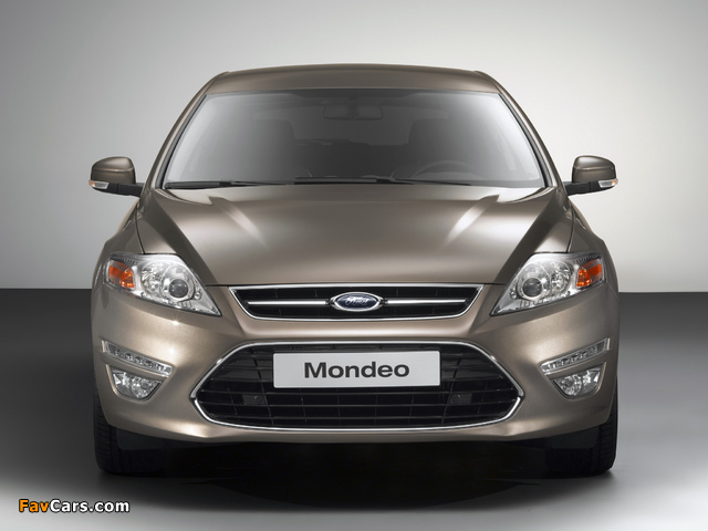 Ford Mondeo Hatchback 2010–13 pictures (640 x 480)