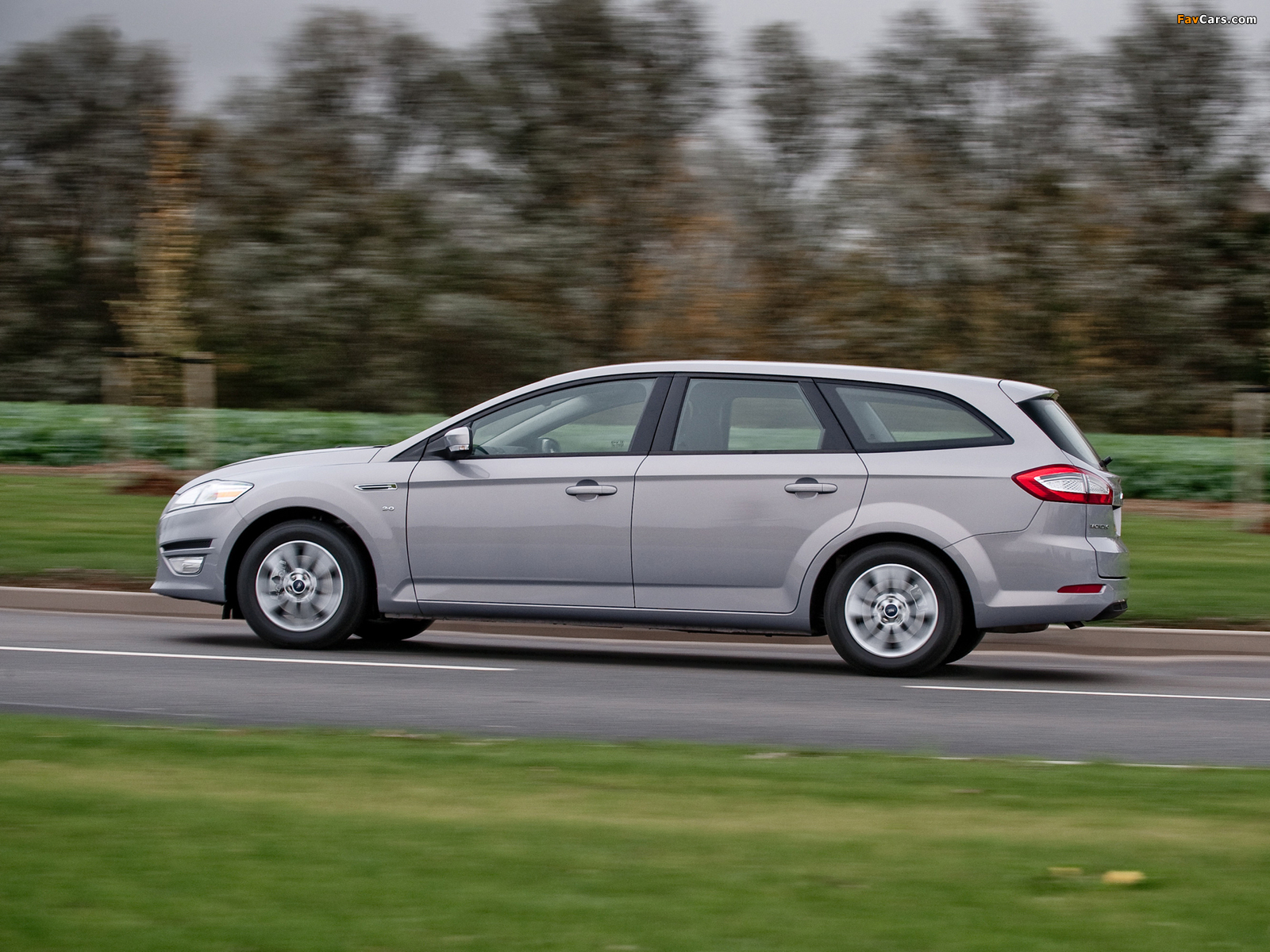 Ford Mondeo Turnier UK-spec 2010 pictures (1600 x 1200)