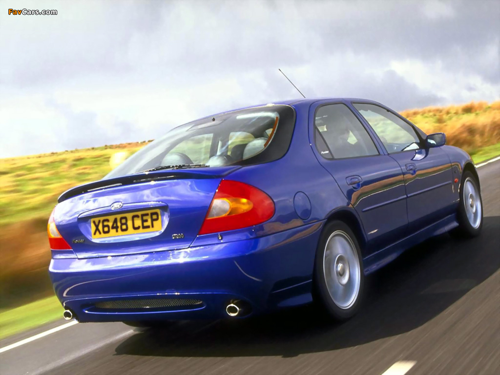 Images of Ford Mondeo ST200 Hatchback 1999–2000 (1024 x 768)