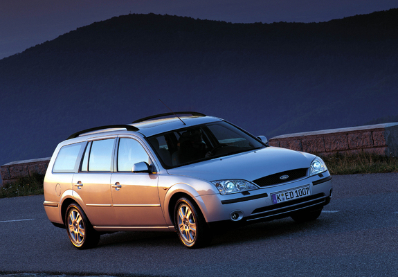 Images of Ford Mondeo Turnier 2000–04