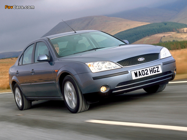 Images of Ford Mondeo Sedan UK-spec 2000–04 (640 x 480)