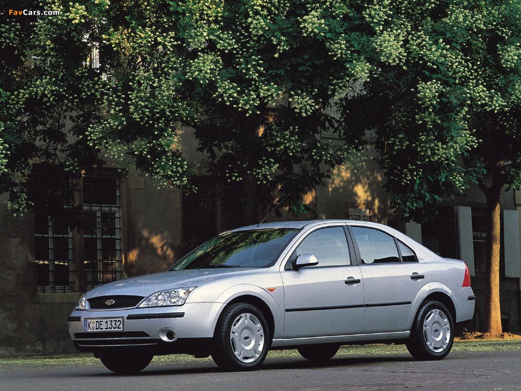 Images of Ford Mondeo Sedan 2000–04 (1024 x 768)