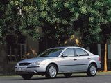 Images of Ford Mondeo Sedan 2000–04