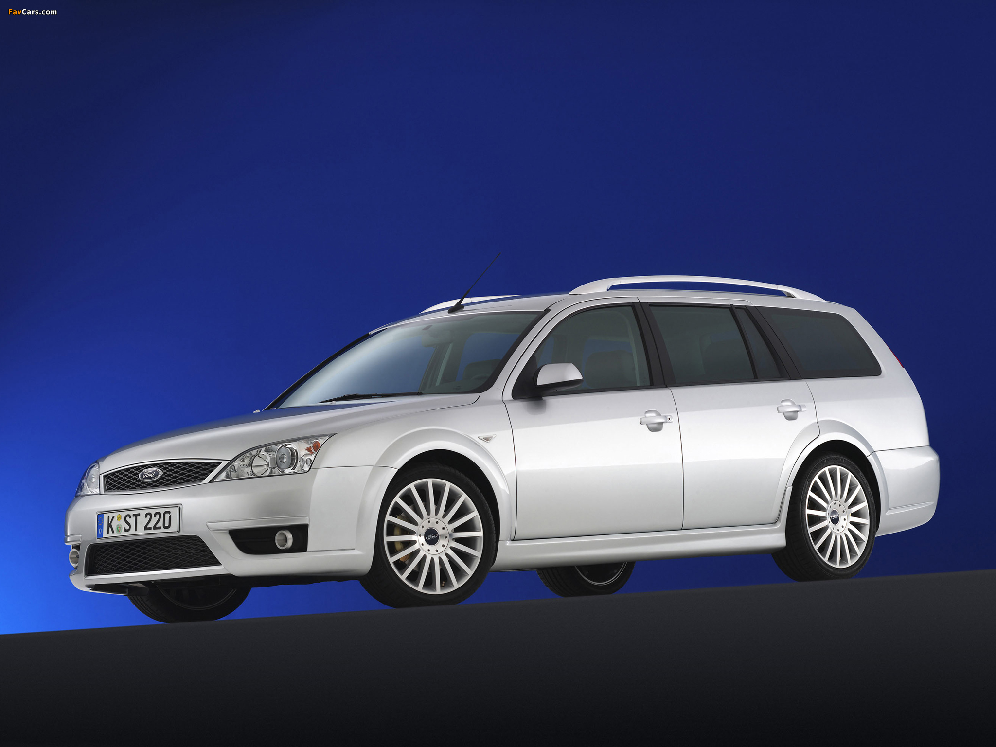Images of Ford Mondeo ST220 Turnier 2002–04 (2048 x 1536)