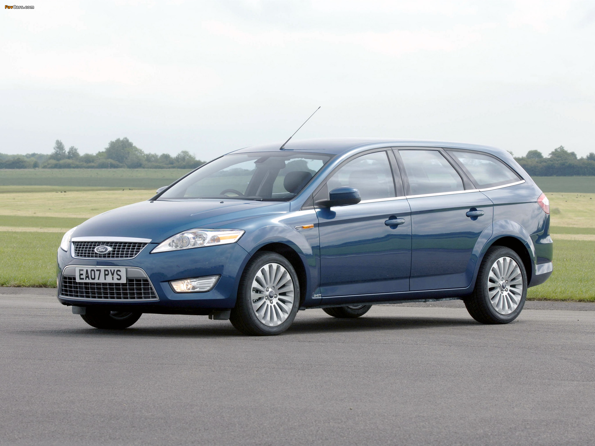 Images of Ford Mondeo Turnier UK-spec 2007–10 (2048 x 1536)