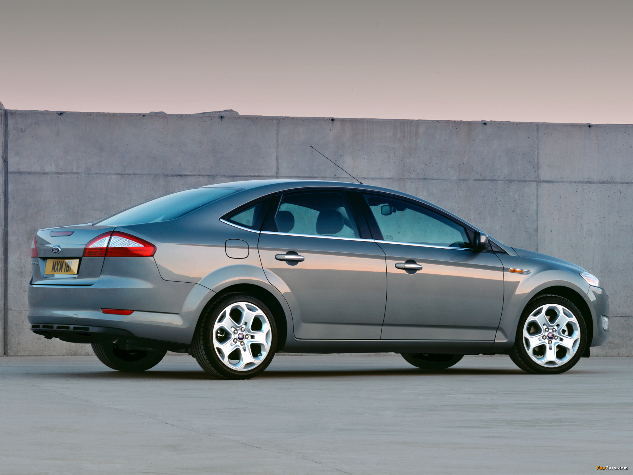 Images of Ford Mondeo Sedan 2007–10 (2048 x 1536)