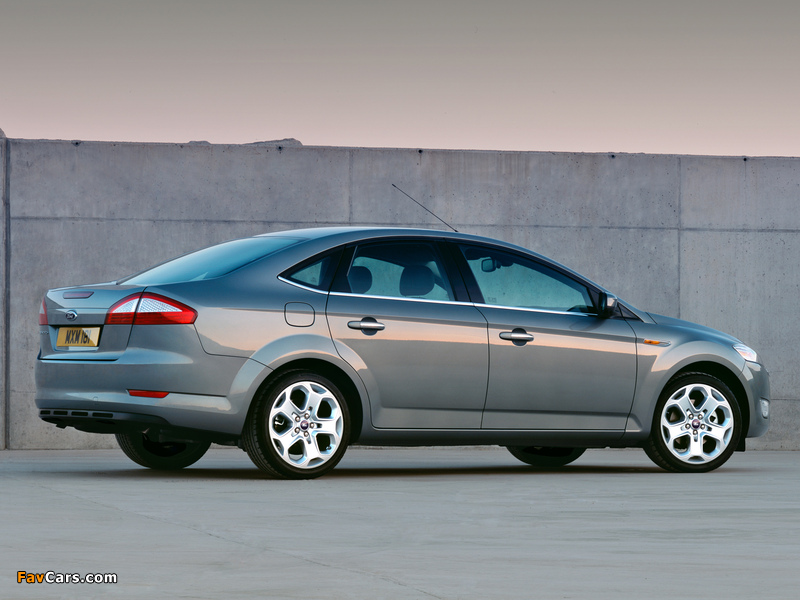 Images of Ford Mondeo Sedan 2007–10 (800 x 600)